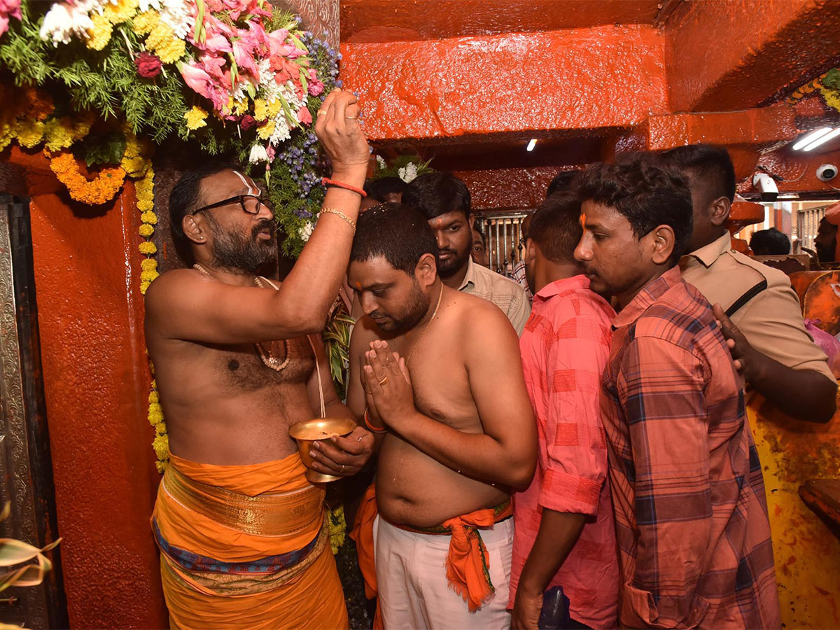 Kondagattu Anjaneya Swamy Temple - Sakshi8