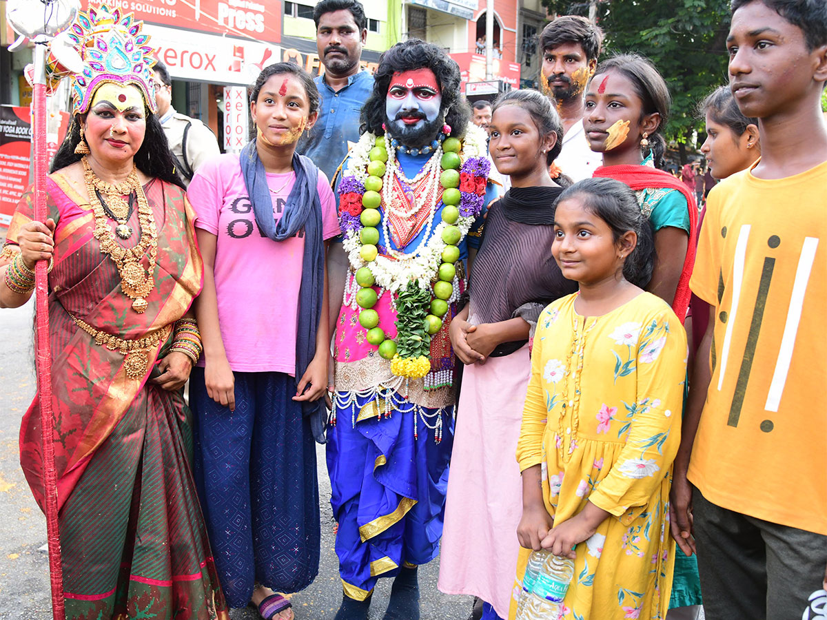 Tiurpati MP Gurumurthy Allu Arjun Getup in Gangamma Jathara - Sakshi6