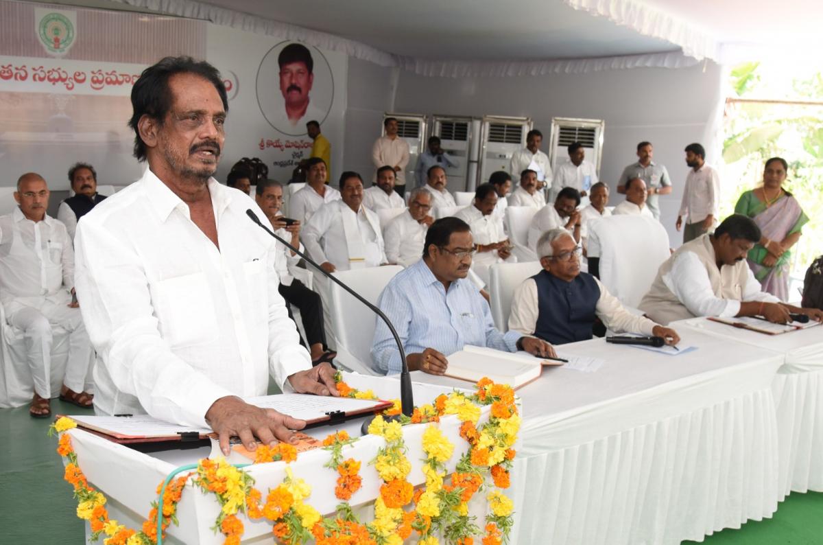 AP Newly Elected YSRCP MLCs Oath Taking Ceremony Photos - Sakshi11