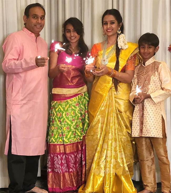 Celebrity Couples Family photos - Sakshi2