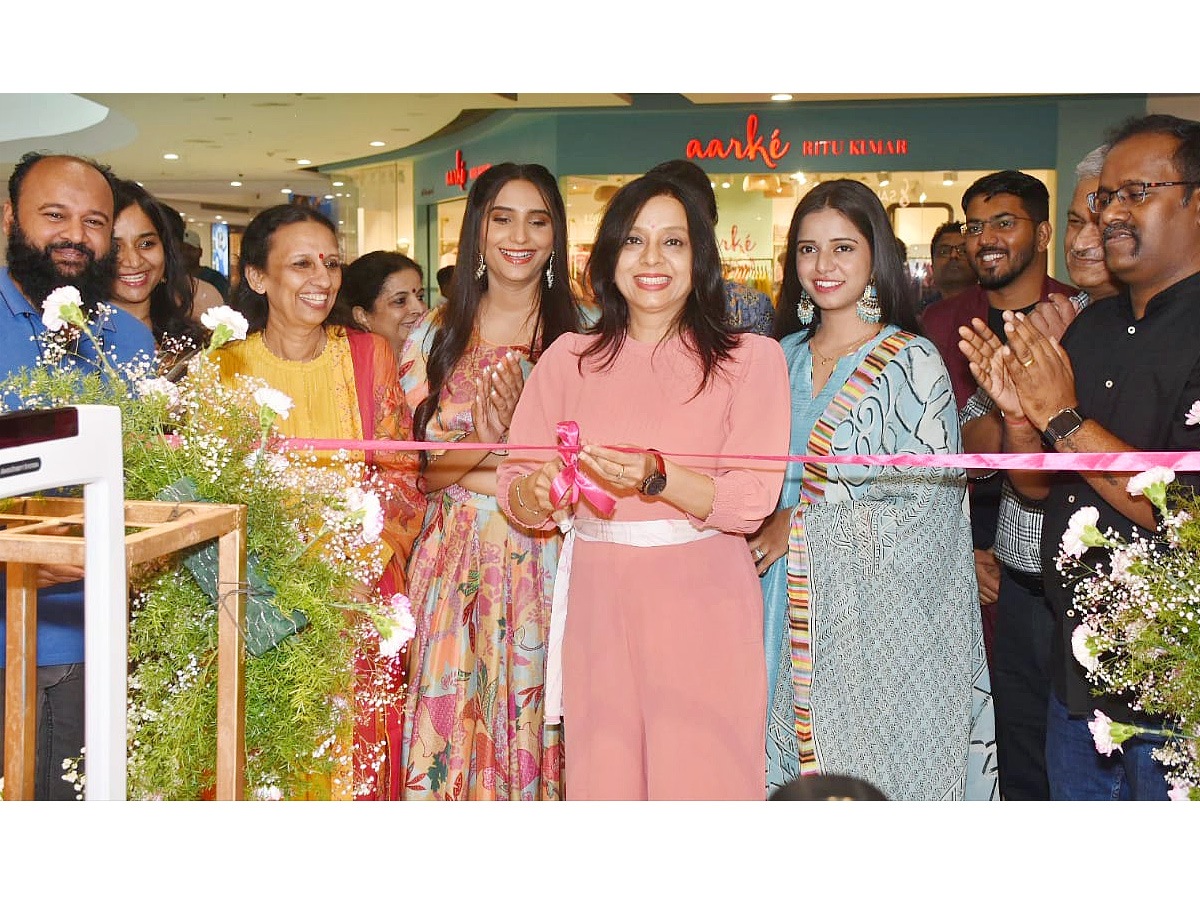 Models opening cloth store Photos - Sakshi2