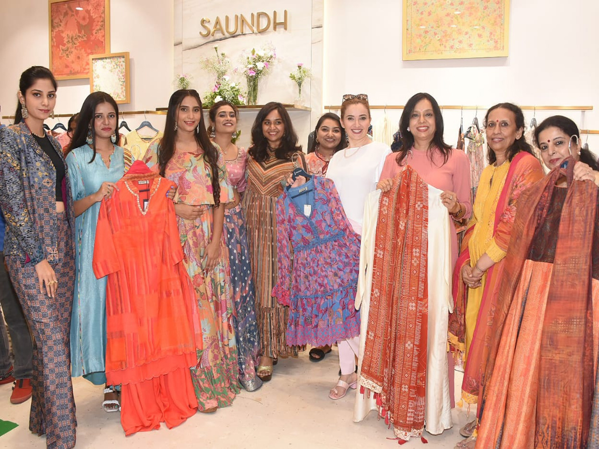 Models opening cloth store Photos - Sakshi4