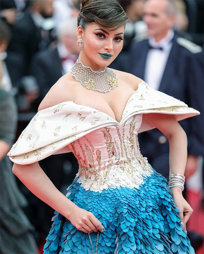 Cannes Film Festival 2023: Urvashi Rautela Pics - Sakshi10