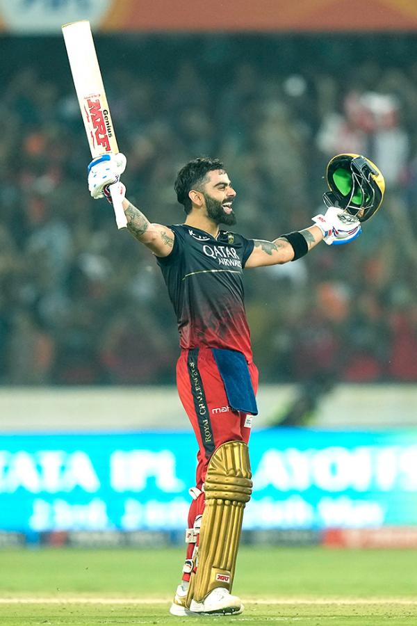 virat kohli 100 celebration Sunrisers Hyderabad cricket match pics - Sakshi9