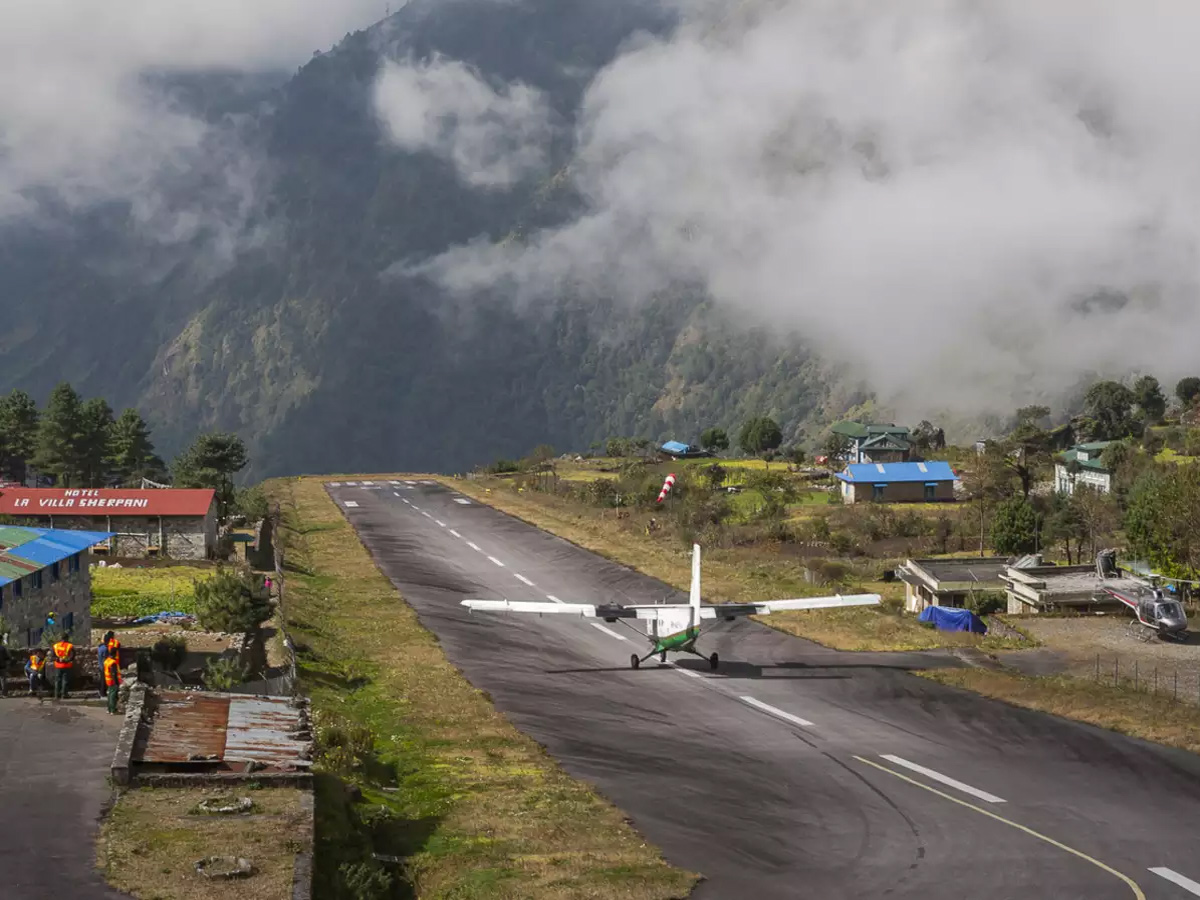 Most-dangerous-in-the-world-lukla-courchevel-airport-and-more - Sakshi12