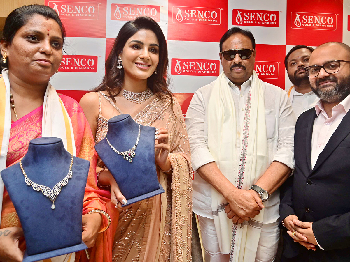 Samyuktha Menon Launch Senco Gold and Diamonds Showroom Photos - Sakshi2