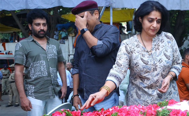 Tollywood Actors Condolences To Sarath Babu Photos - Sakshi2