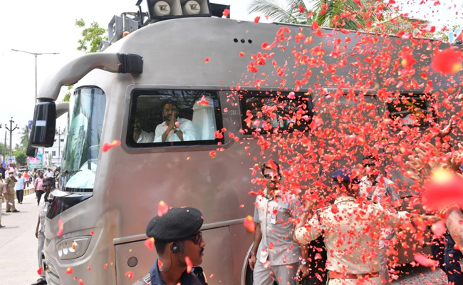 CM YS Jagan Machilipatnam Public Meeting Photos - Sakshi11