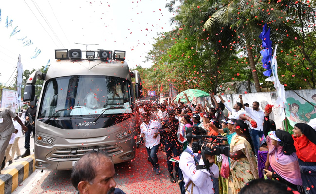 CM YS Jagan Machilipatnam Public Meeting Photos - Sakshi15