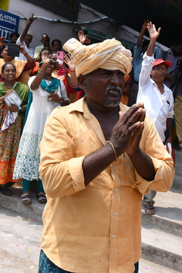 CM YS Jagan Machilipatnam Public Meeting Photos - Sakshi16