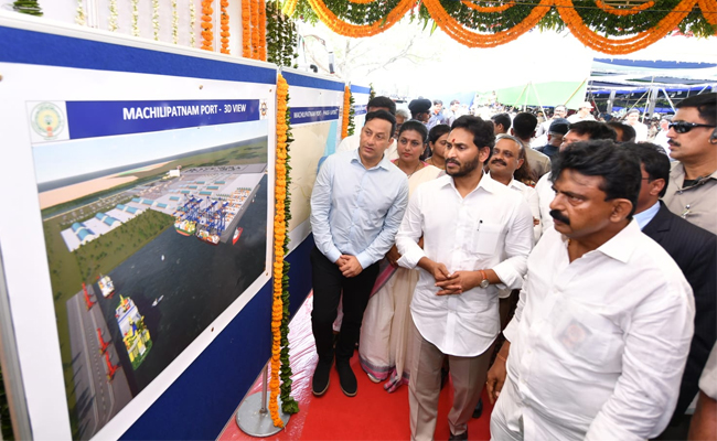 CM YS Jagan Machilipatnam Public Meeting Photos - Sakshi17