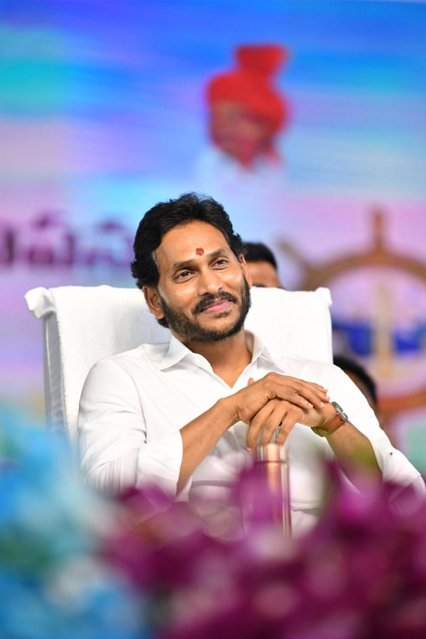 CM YS Jagan Machilipatnam Public Meeting Photos - Sakshi26