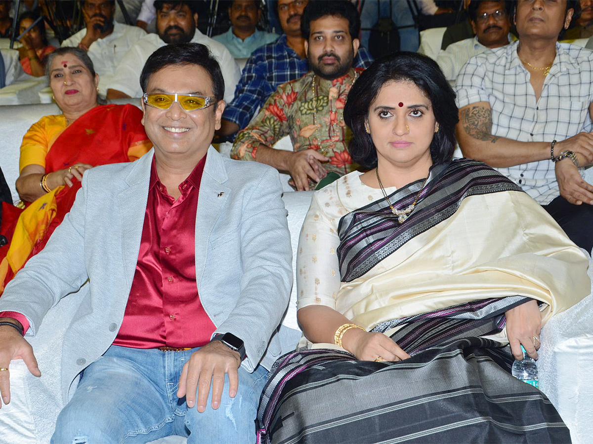 Malli Pelli Pre release event pics - Sakshi1