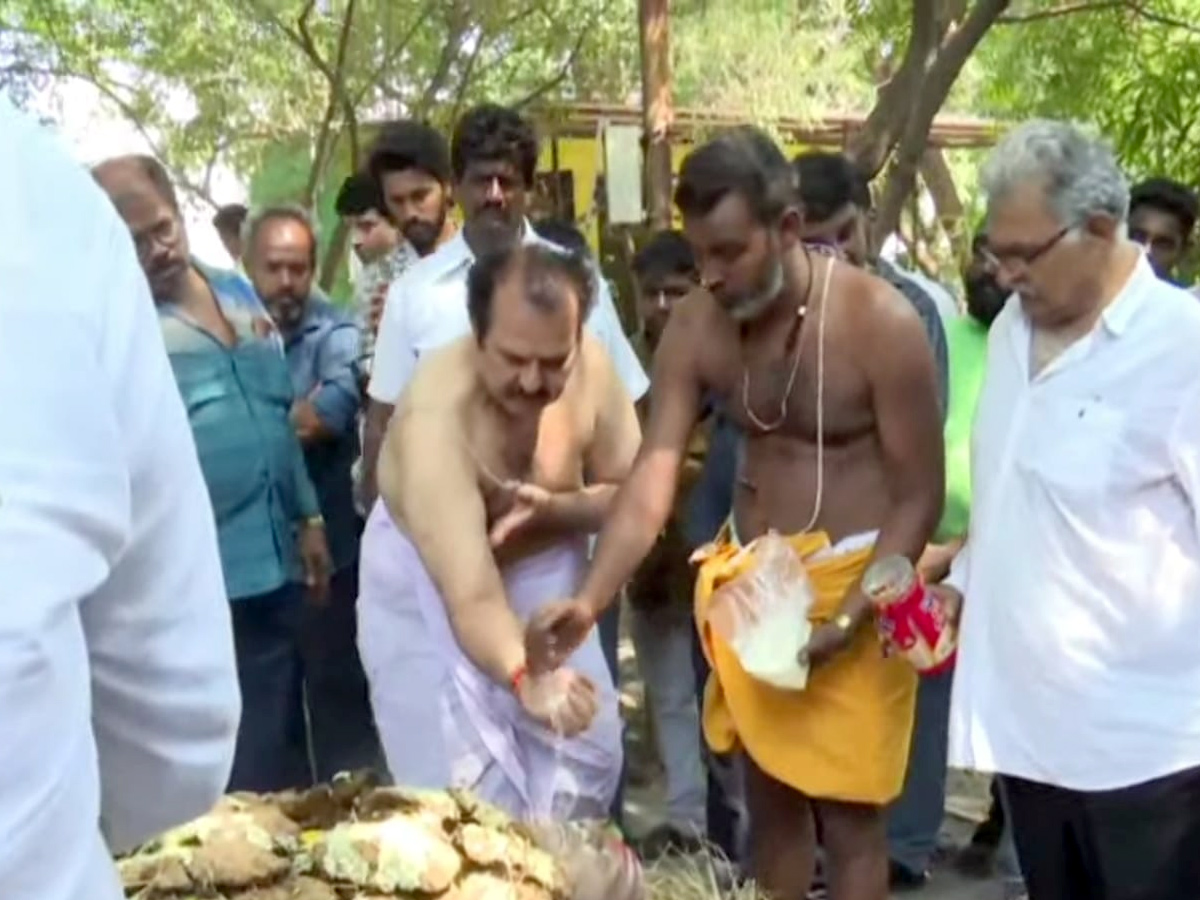 Sarath Babu Funeral in Chennai Photos - Sakshi3