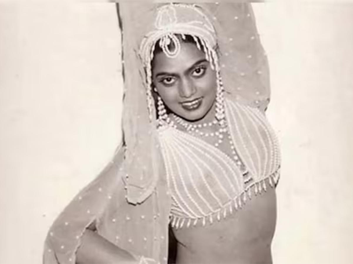 actress silk smitha unseen photos - Sakshi29