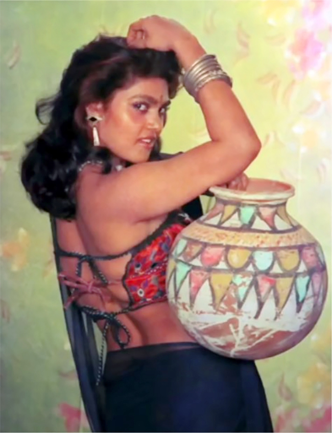 actress silk smitha unseen photos - Sakshi17