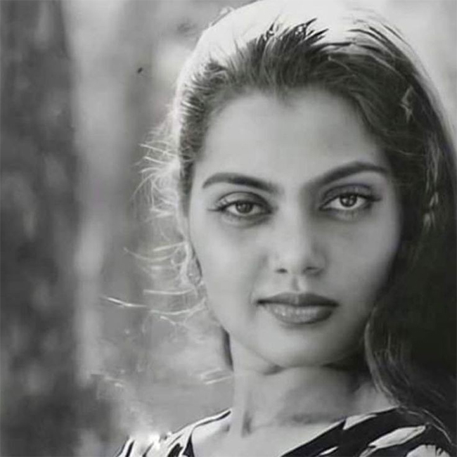 actress silk smitha unseen photos - Sakshi9