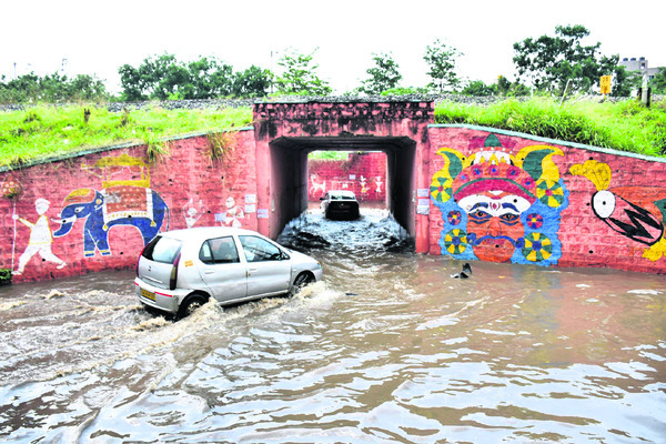 బెంగళూరు కొడిగేహళ్లి రైల్వే అండర్‌పాస్‌ ఇలా1