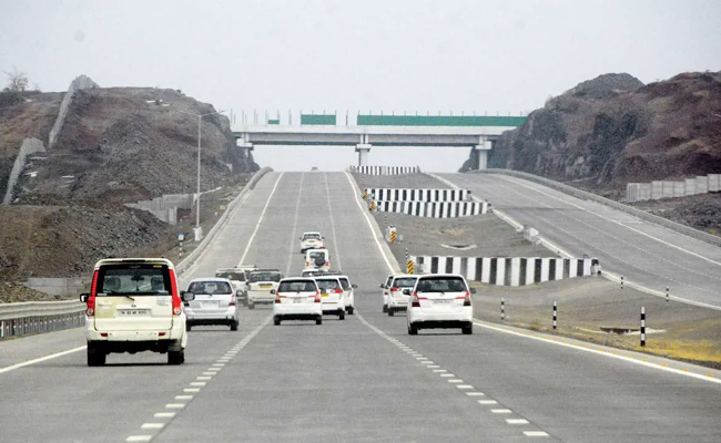 The Top 10 Upcoming Expressways In India  - Sakshi7