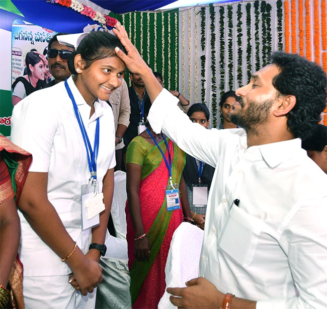 CM YS Jagan East Godavari Kovvur Tour Photos - Sakshi13