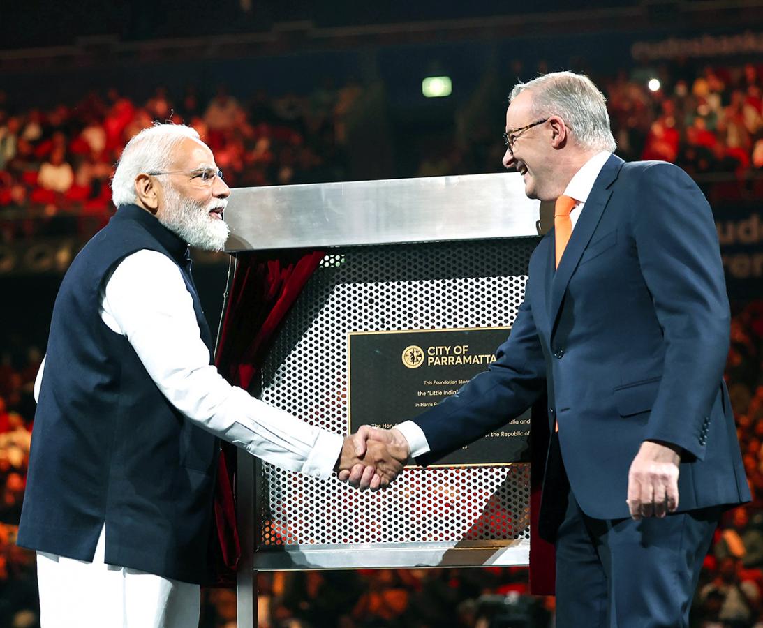 Prime Minister Narendra Modi addresses the Indian community programme in Sydney - Sakshi33