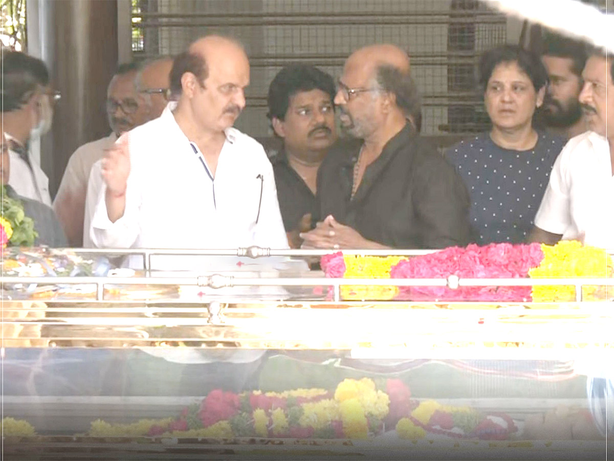 Tamil Film Celebrities Tributes To Actor Sarath Babu - Sakshi10