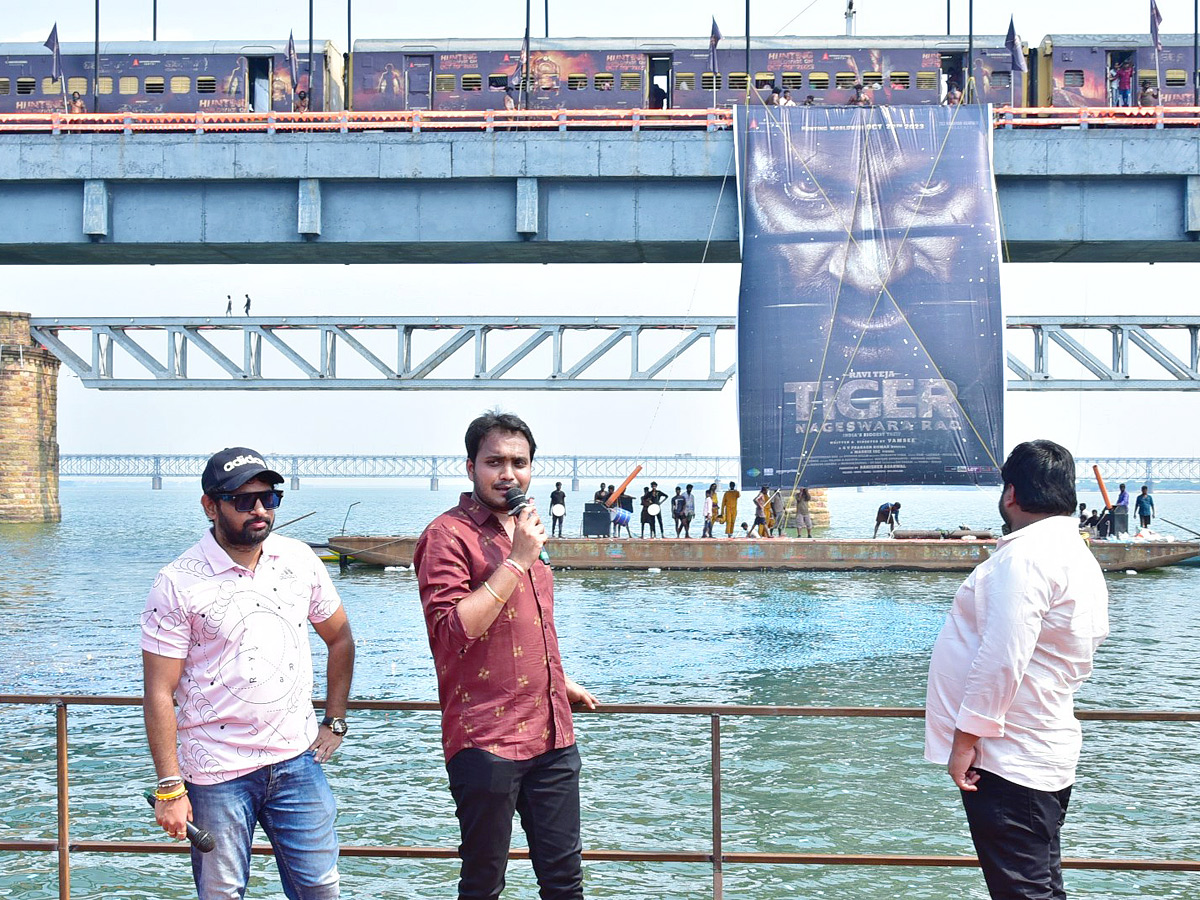 Tiger Nageswara Rao first look launch event at the iconic Havelock Bridge Photos - Sakshi10