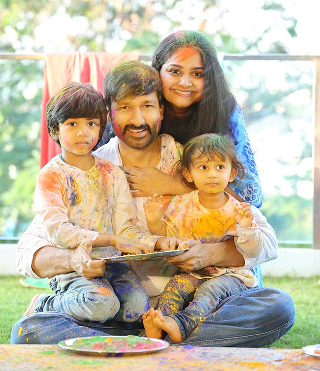 gopichand family images - Sakshi10