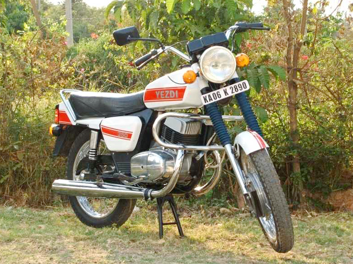 Top ten forgotten jawa and yezdi bikes in indian market - Sakshi5