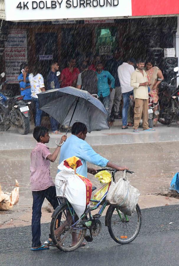 heavy rain in tirupati today photos - Sakshi19