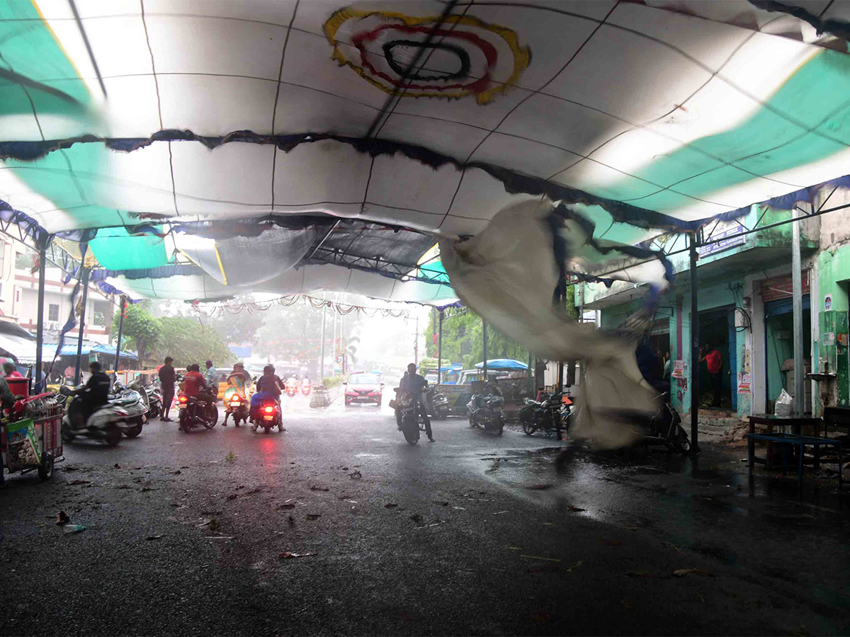 heavy rain in tirupati today photos - Sakshi28