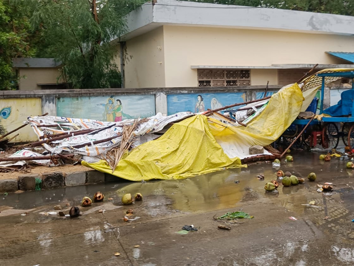 heavy rain in tirupati today photos - Sakshi30