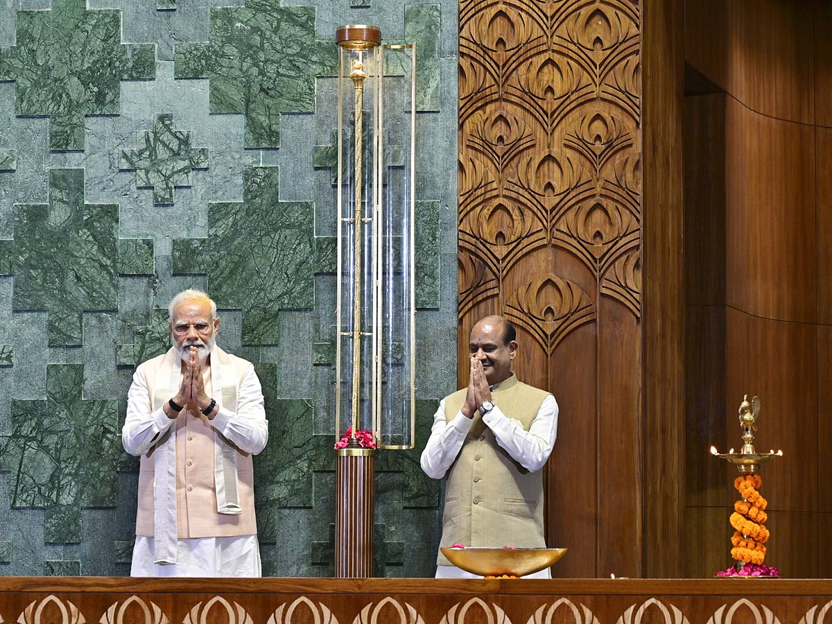 PM Modi inaugurates new Parliament building Photos - Sakshi17