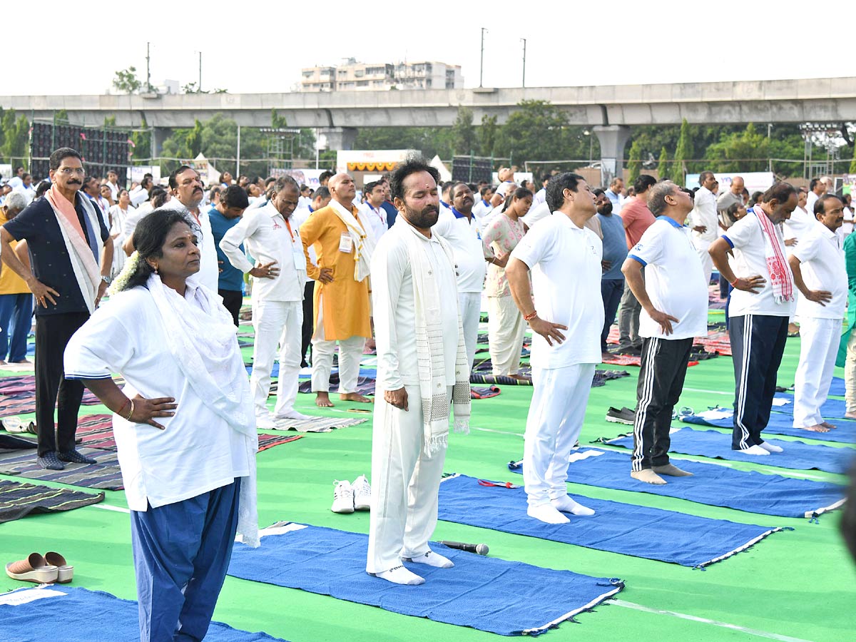 Yoga Mahotsav held at Parade Grounds Photos - Sakshi13