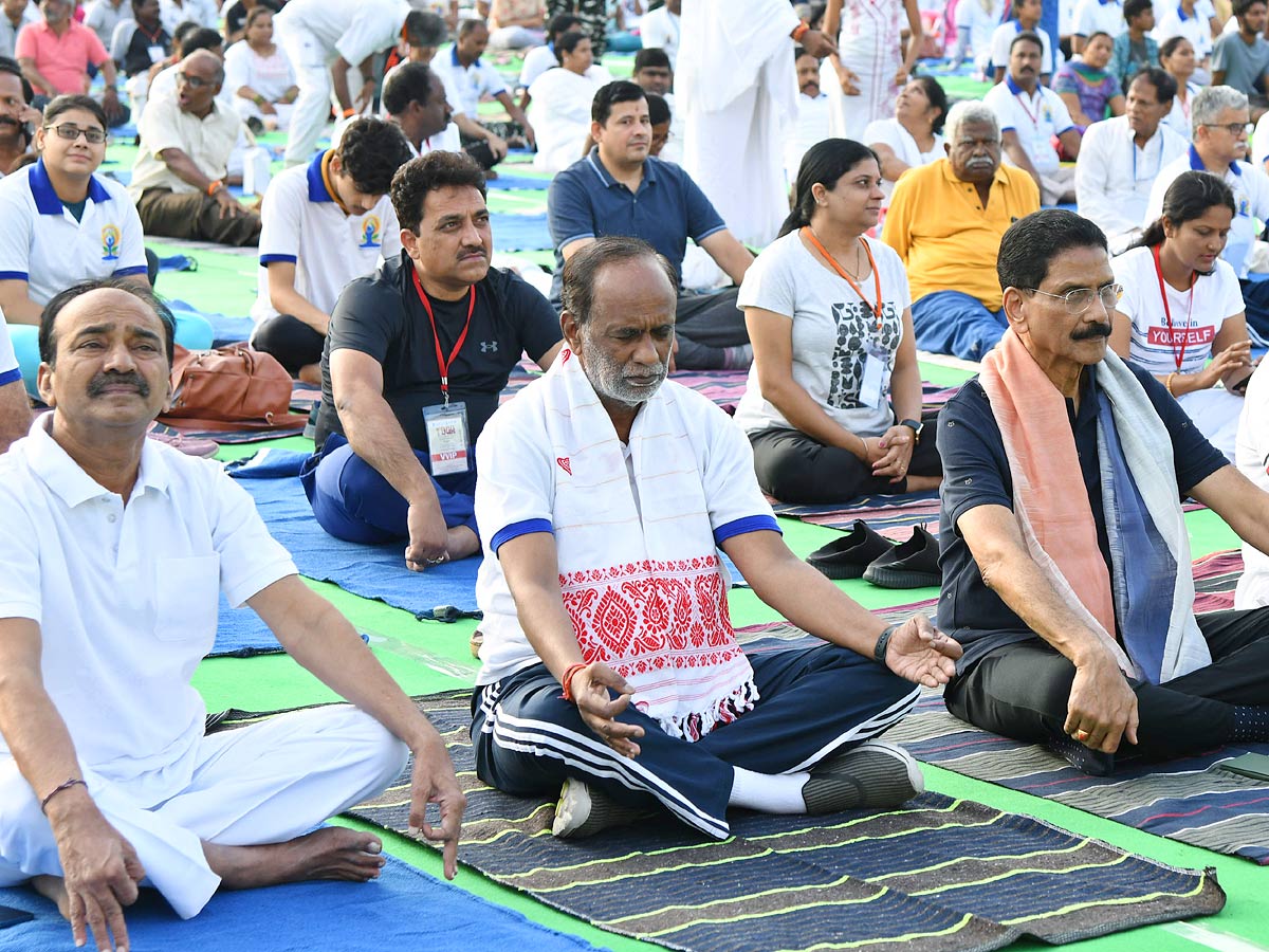 Yoga Mahotsav held at Parade Grounds Photos - Sakshi18