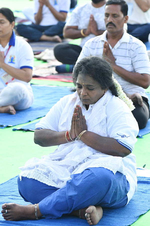 Yoga Mahotsav held at Parade Grounds Photos - Sakshi4