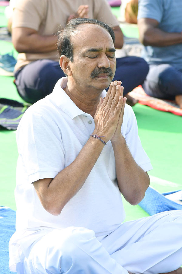 Yoga Mahotsav held at Parade Grounds Photos - Sakshi5