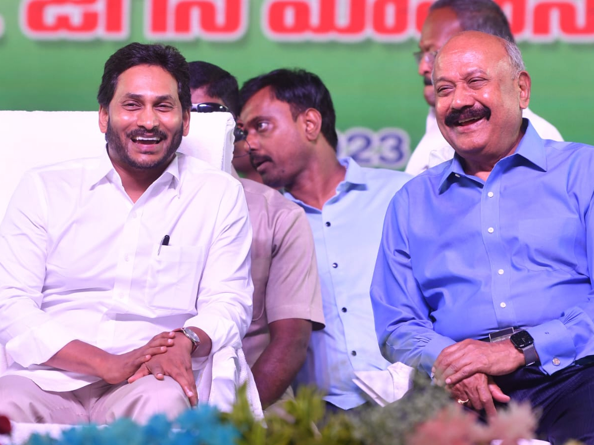 AP CM YS Jagan Lays Foundation Stone For Bhogapuram Airport Photos - Sakshi3