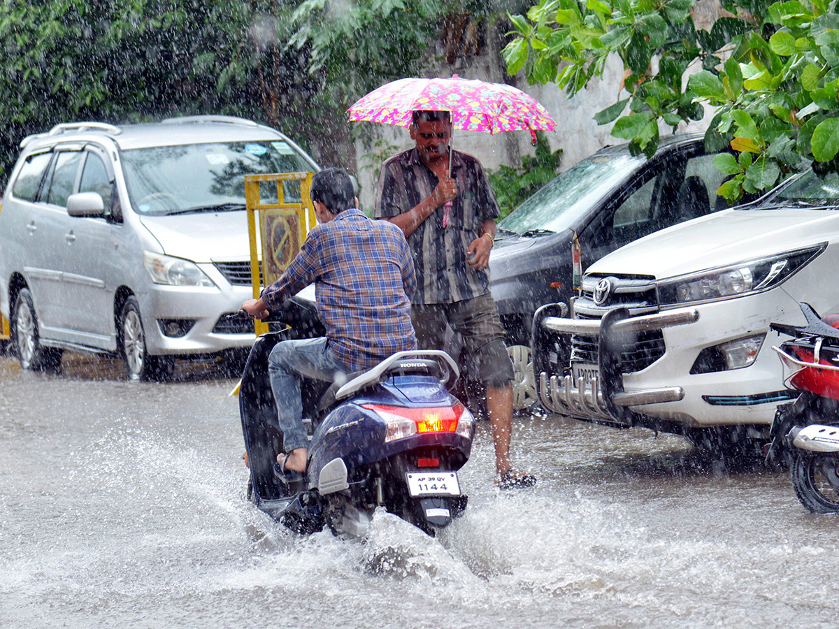 Heavy Rains in Vijayawada - Sakshi3