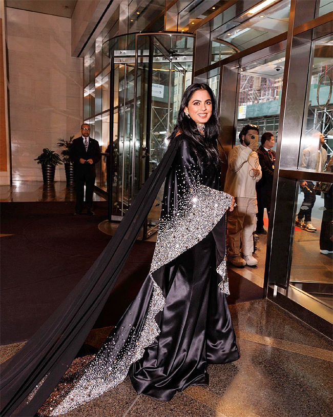 Met Gala 2023 Red Carpet Photo Gallery - Sakshi5