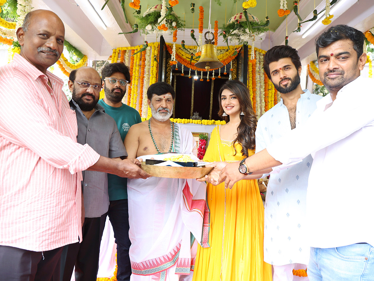 Vijay Deverakonda New Movie opening Photos - Sakshi5