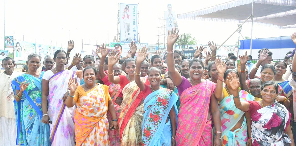 ap cm ys jagan tour visakhapatnam vizianagaram photos - Sakshi16