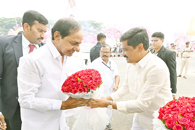 CM KCR Inaugurates New Telangana Secretariat Building Photos - Sakshi14