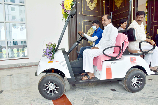 CM KCR Inaugurates New Telangana Secretariat Building Photos - Sakshi16