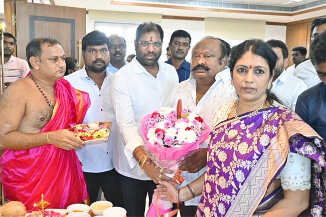 Telangana Ministers received chambers in the new Secretariat Photos - Sakshi2