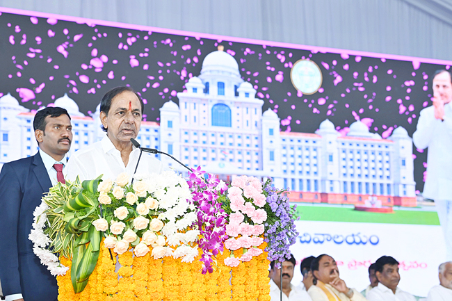 CM KCR Inaugurates New Telangana Secretariat Building Photos - Sakshi4