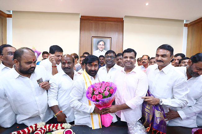 Telangana Ministers received chambers in the new Secretariat Photos - Sakshi6