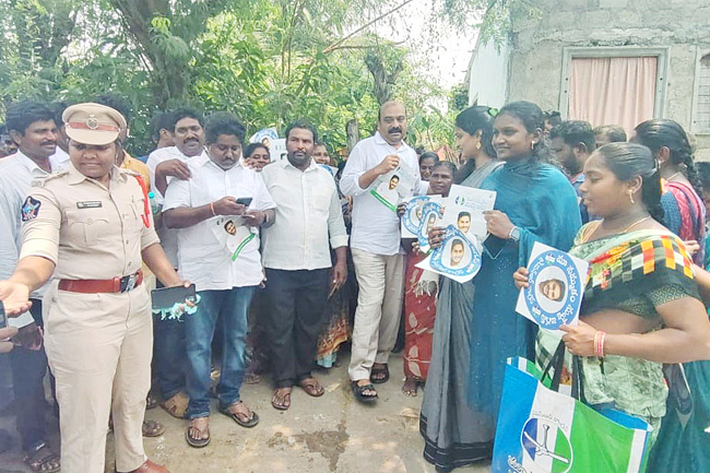 Jagananne Maa Bhavishyathu Program Photos April 27th Photos - Sakshi8