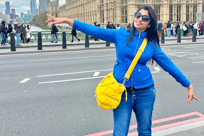 Anchor syamala visited London photos - Sakshi2