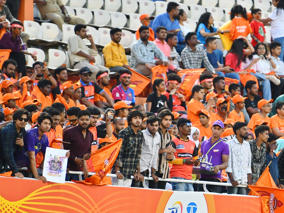 Fans in Uppal Cricket Stadium Photos - Sakshi11